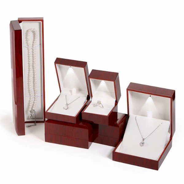 Wooden jewelry box set